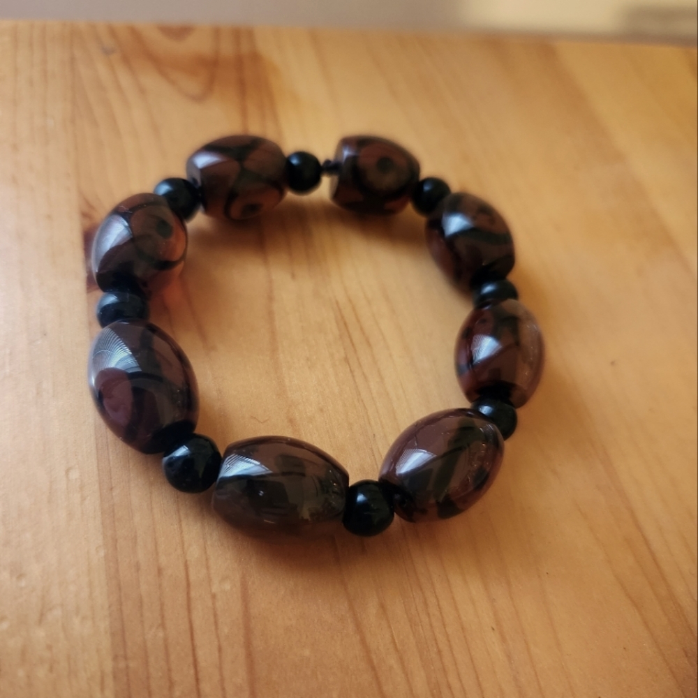 Small stretchy bracelet